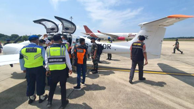 TNI AU Paksa Pesawat Asing Ilegal Mendarat di Batam, Terancam Denda Rp5 Miliar